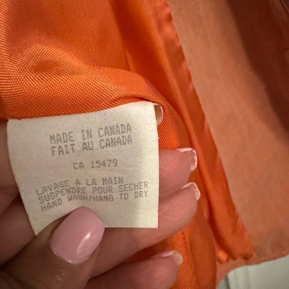 Lace vintage Women's Coral Blazer with Embellished Lapel. Ptp 19”lenght 24” - Picture 10 of 11